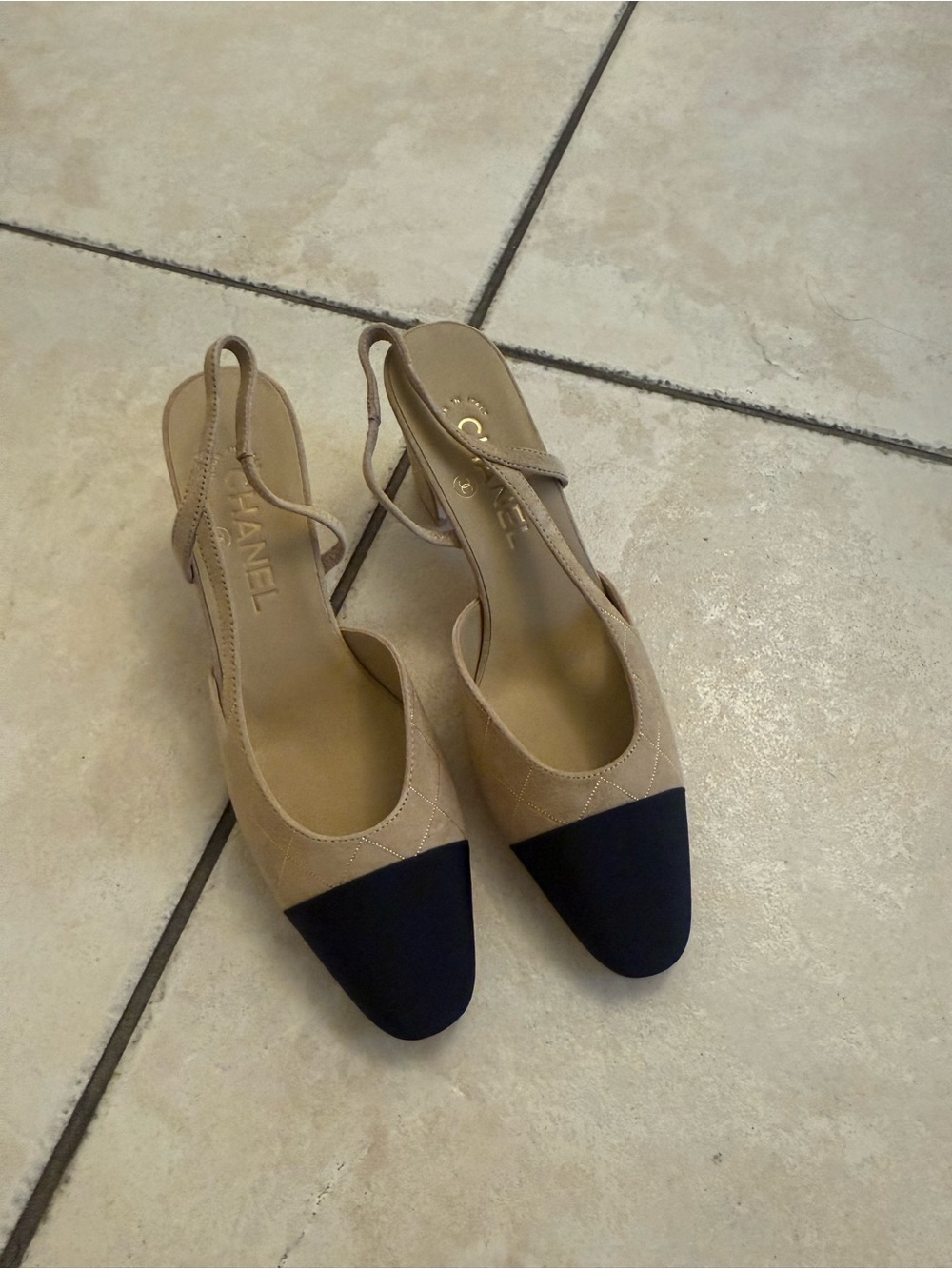 CHANEL Beige and Black Quilted Slingback Block Heel Pumps (medium heel) - Picture 2 of 6